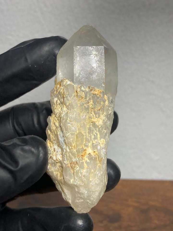 💎 Cuarzo cristal con matriz natural — pieza de colección