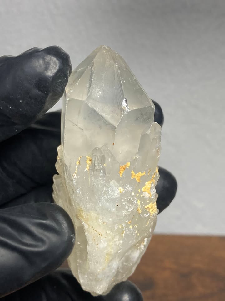 💎 Cuarzo cristal con matriz natural — pieza de colección