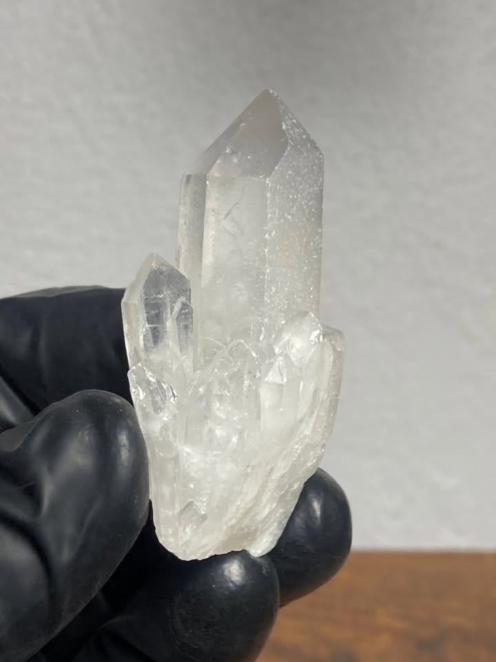 💎 Cluster de cuarzo cristal — formación natural