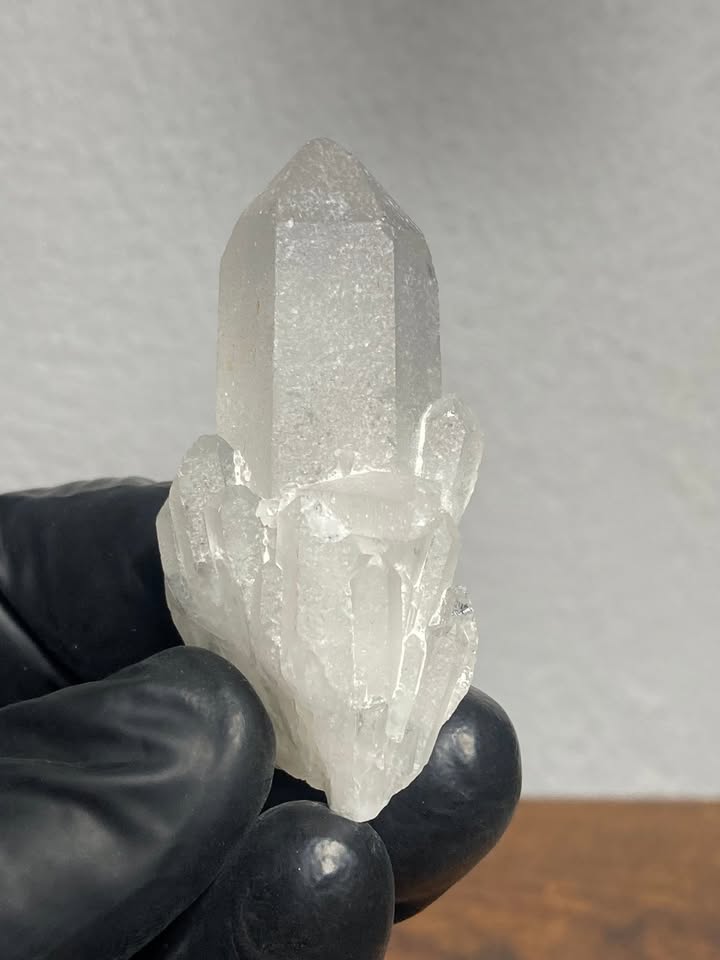 💎 Cluster de cuarzo cristal — formación natural