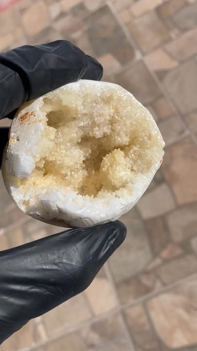 Esfera con cuarzo blanco