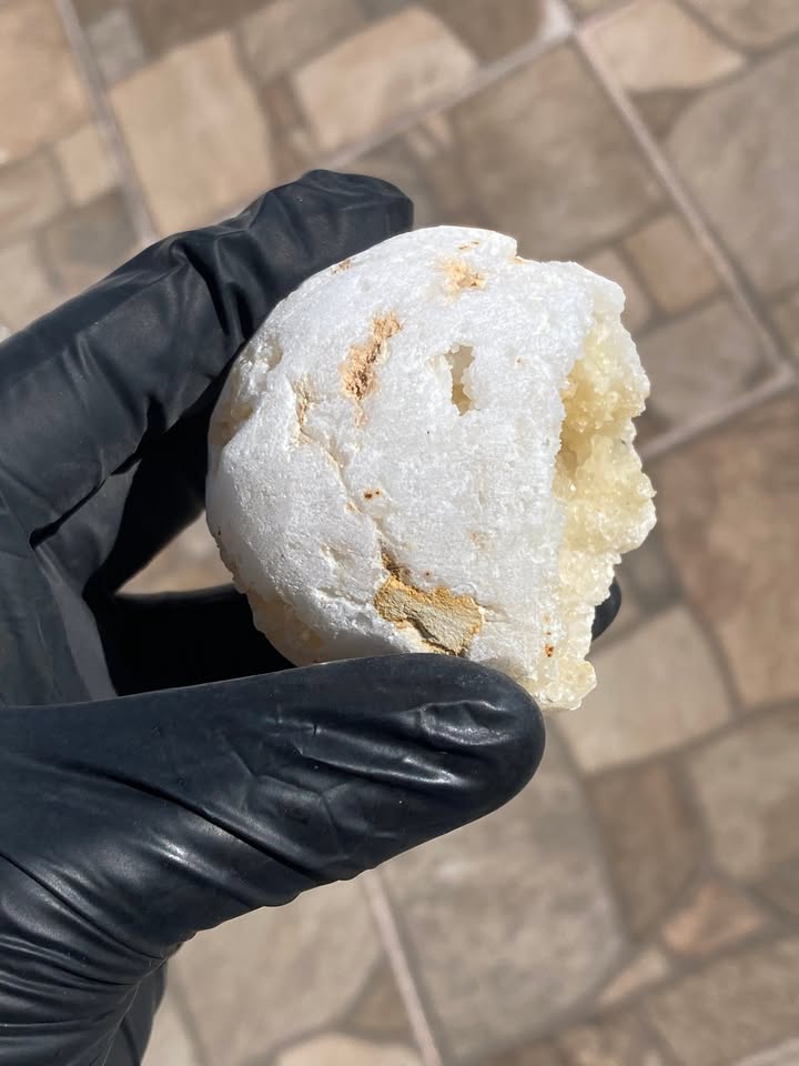 Esfera con cuarzo blanco